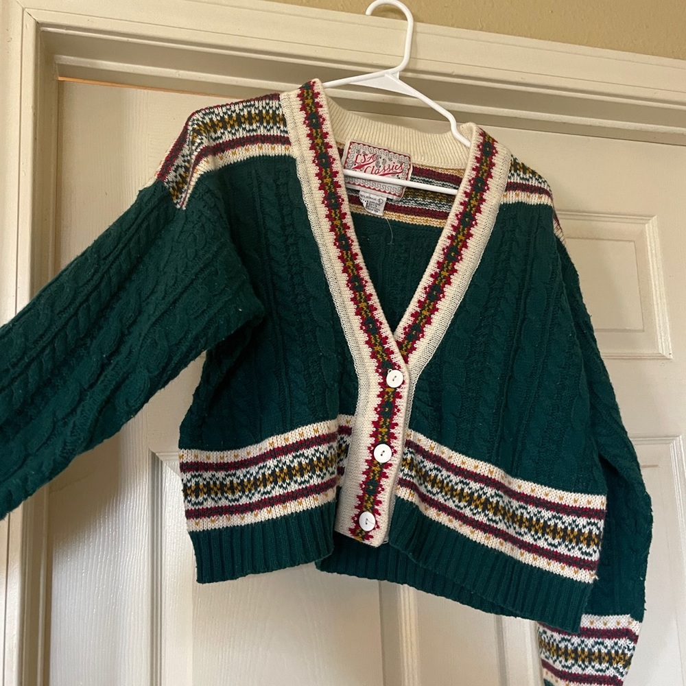 Vintage LSA classics sweater. Gently used. Fall/Winter cost knit green red cream